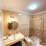 아파트 Dream Apartment, Arcoiris 칼라오살바헤